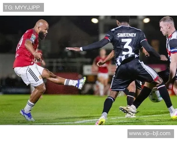 姆伯莫直言摩洛哥比赛争议点球时刻赛后坦言球队面临挑战